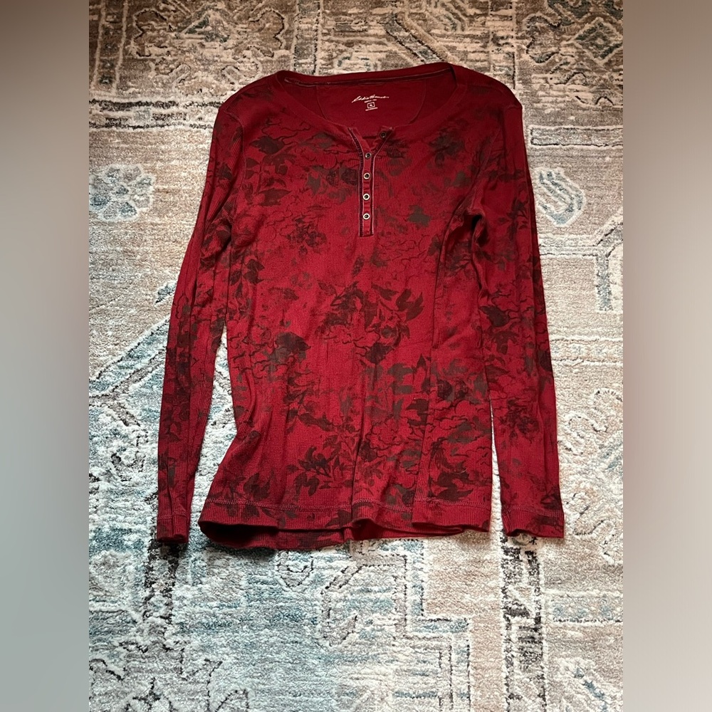 $10 bundle. 15 items. Womens L-XL.
